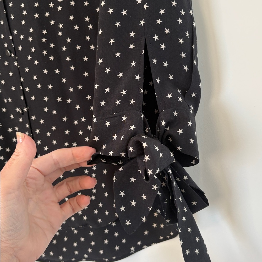 Madewell Black and White Star Print Silk Blouse S EUC - Picture 7 of 10